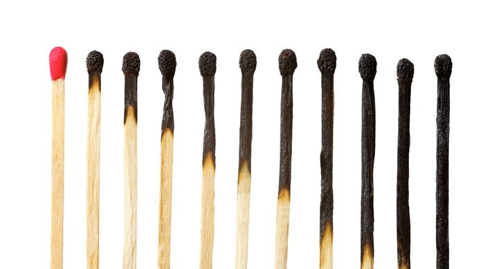 Burnout: 12 Signs & 7 Tips to prevent